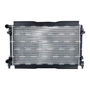 HLADNJAK - SEAT Arona 1.6D 17-